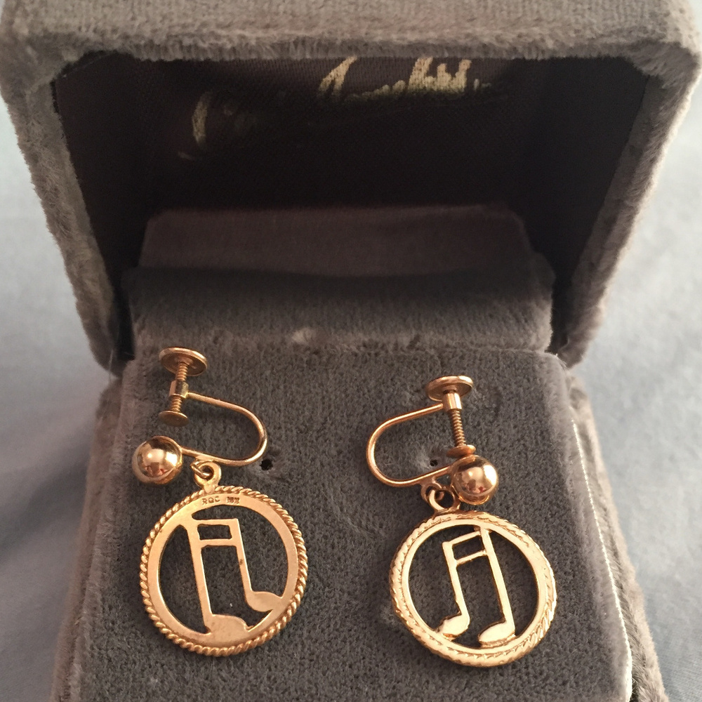 14k Gold Musical Note Earrings